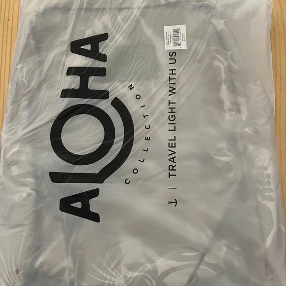 ALOHA Collection Keep It Light Backpack Heipua NWT - Picture 12 of 12